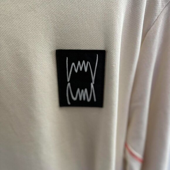 Cream Puma sweatshirt with red accents - Picture 4 of 5